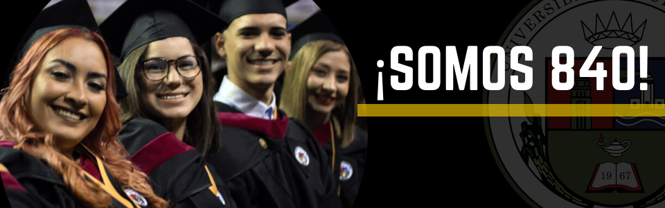somos-840 Estudiantes graduandos con texto Somos 840