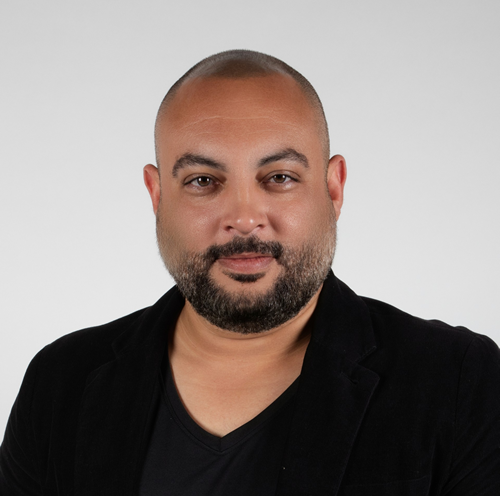 Prof. Nestor Reyes Colón